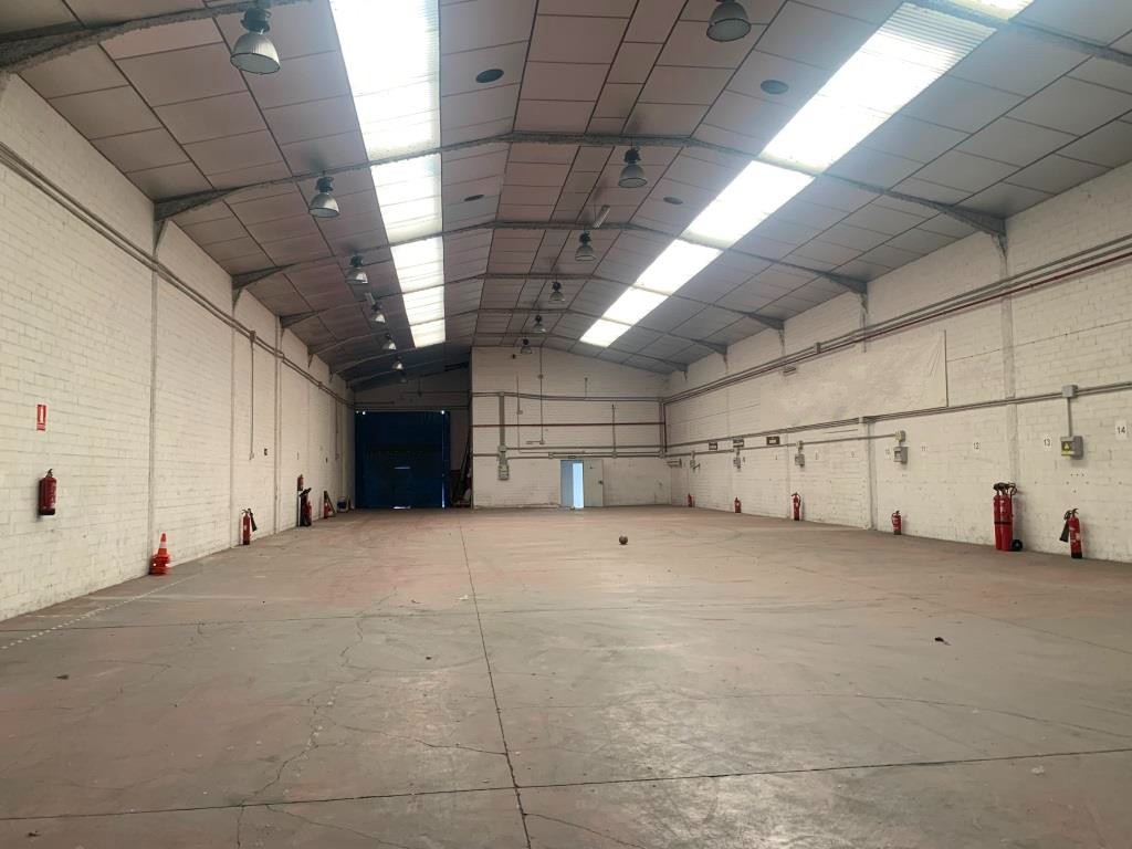 AREA asesora en el alquiler de una nave en San Fernando de Henares a TRANSTEL